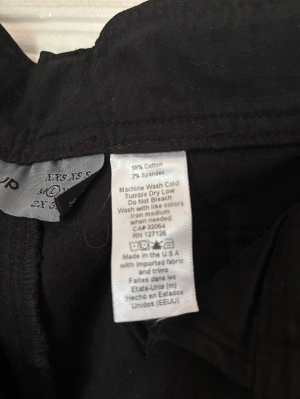 Pleated Tapered Trousers - Picture 5 of 5